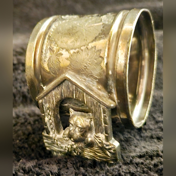 Vintage Victorian Fugural Antique Silver Napkin Ring Bull Dog in Doghouse Floral - Picture 2 of 7